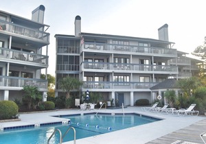 105 m² Condo ∙ 2 bedrooms ∙ 5 guests