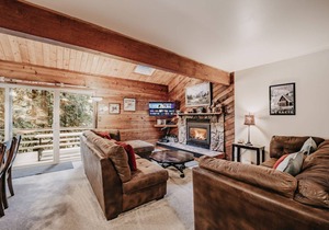 106 m² Cabin ∙ 3 bedrooms ∙ 8 guests