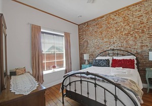 107 m² Apartment ∙ 1 bedroom ∙ 2 guests