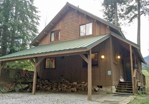 107 m² Cabin ∙ 2 bedrooms ∙ 6 guests