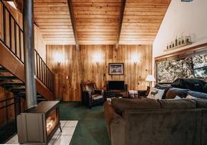 110 m² Cabin ∙ 2 bedrooms ∙ 6 guests