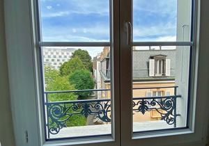 117 * Bright, classic and elegant, close to train station
