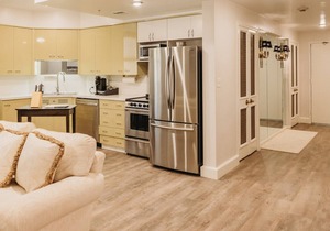 118 · St. Charles Suite #118 - Hotel Phillips