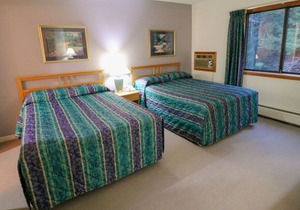 118 Two Double bed Standard Hotel room