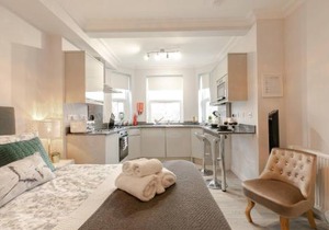 12 Helena Luxury Serviced Apartment