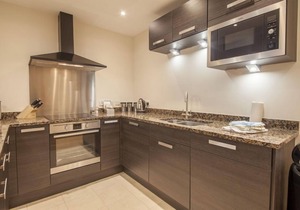 12B Maxwells - sleeps 4 guests in 2 bedrooms