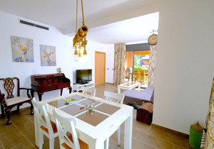 131 m² Apartment ∙ 1 bedroom ∙ 4 guests