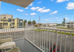 132 m² Condo ∙ 2 bedrooms ∙ 6 guests