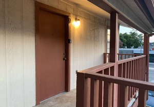 1326-#9 Comfy studio in downtown