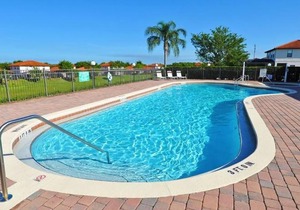 133 High Grove House 5 Bedroom by Florida Star