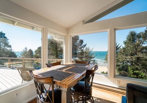 141 m² House ∙ 3 bedrooms ∙ 6 guests