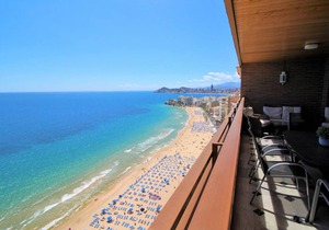 145 m² Apartment ∙ 2 bedrooms ∙ 6 guests