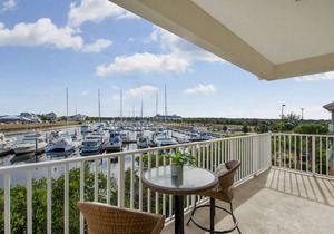 148 m² Apartment ∙ 3 bedrooms ∙ 8 guests