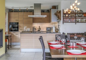 150 m² Apartment ∙ 1 bedroom ∙ 6 guests