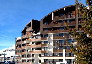 150m from shops, parking, tv, ski locker, 30m², Alpe d'Huez