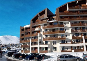 150m from shops, parking, tv, ski locker, 30m², Alpe d'Huez