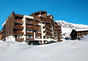 150m from shops, parking, tv, ski locker, 25m², Alpe d'Huez