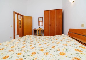 160 m² House ∙ 4 bedrooms ∙ 10 guests