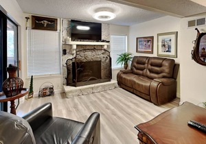 167 m² Cabin ∙ 3 bedrooms ∙ 9 guests