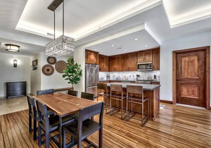 168 m² Condo ∙ 3 bedrooms ∙ 8 guests