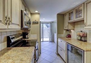 178 Greens- Short Walk to the Pool and Beach!