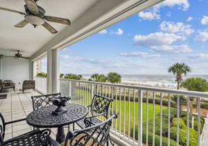 184 m² Condo ∙ 3 bedrooms ∙ 9 guests