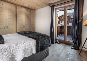1st floor, terrace, balcony, parking, tv, ski locker, 110m², Val d'Isère