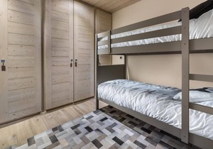 1st floor, terrace, balcony, parking, tv, ski locker, 110m², Val d'Isère