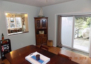 2 Bedroom 1.5 bath home on Conesus Lake