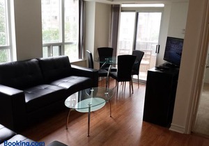 2 Bedroom 1 Bathroom Prime Location in Mississauga
