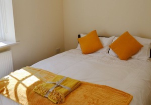 2 bedroom accommodation in Stalham Staithe