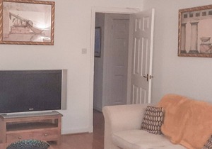 2 bedroom accommodation in Helensburgh