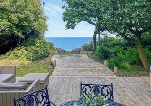 2 bedroom accommodation in Corton, near Lowestoft