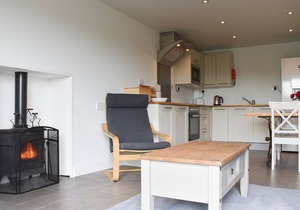 2 bedroom accommodation in Pickering