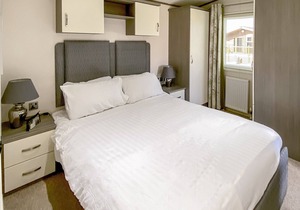 2 bedroom accommodation in Sproatley