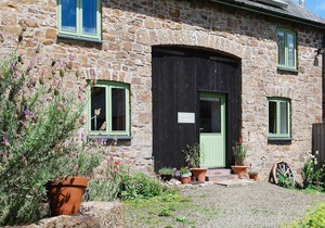 2 bedroom accommodation in Halwill Junction, near Beaworthy