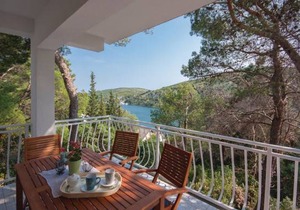 2 bedroom accommodation in Zaton
