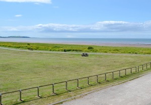 2 bedroom accommodation in Allonby