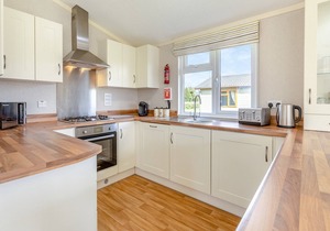 2 bedroom accommodation in Three Holes, Nr Downham Market