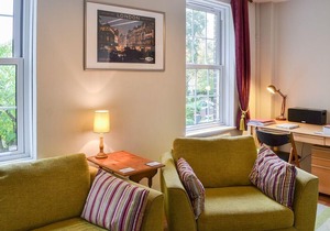 2 bedroom accommodation in Blackheath, London