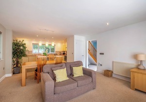 2 bedroom accommodation in Carnon Downs, near Truro
