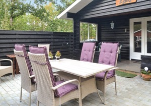 2 bedroom amazing home in Ansager