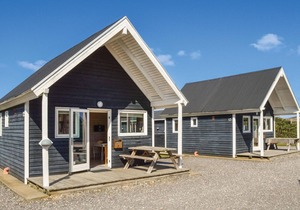 2 bedroom amazing home in Thyborøn