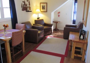 2 Bedroom Apartment with Access to LI Sound