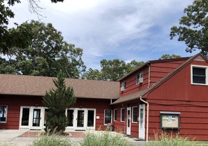 2 Bedroom Apartment with Access to LI Sound