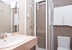 2 Bedroom Apartment with views. 4 pax. El Tarter. FLOC 44