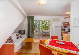 2 bedroom beautiful apartment in Punat
