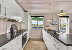 2 bedroom beautiful home in Hvide Sande