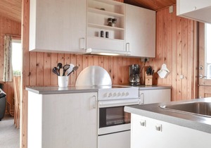 2 bedroom beautiful home in Hvide Sande