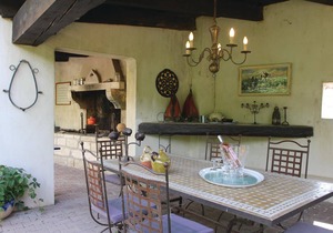 2 bedroom beautiful home in Bellegarde